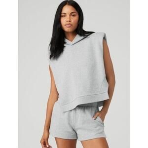 NWT Alo Yoga Cropped Headliner Shoulder Pad Sleeveless Coverup Hoodie Size M